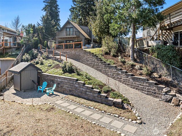 16714 Pleasant Beach Drive SE, Yelm, WA 98597