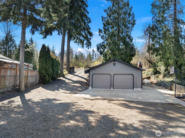 16714 Pleasant Beach Drive SE, Yelm, WA 98597