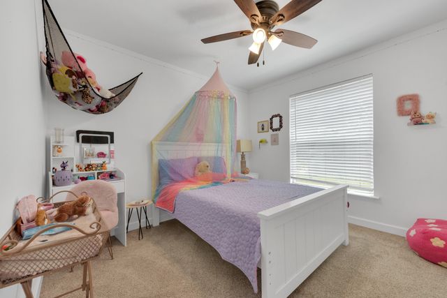 821 Lovers Lane, Grapevine, TX 76051
