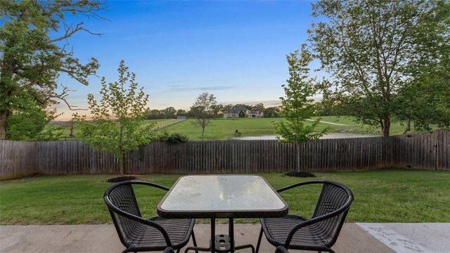 2733 N Grey Squirrel Drive, Fayetteville, AR 72704