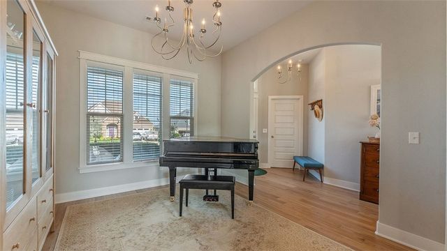 2733 N Grey Squirrel Drive, Fayetteville, AR 72704