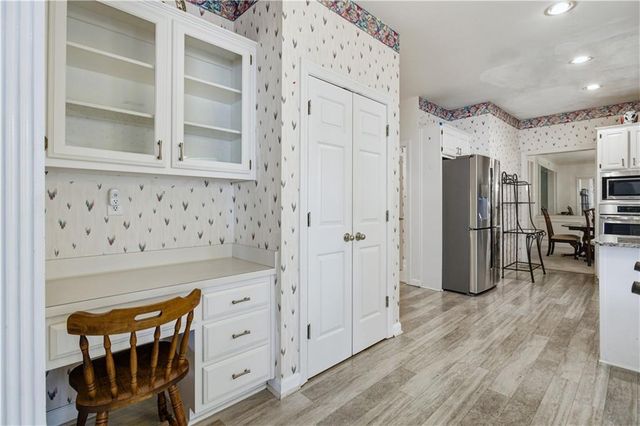 1045 White Birch Way, Lawrenceville, GA 30043