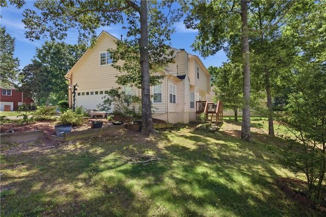 1045 White Birch Way, Lawrenceville, GA 30043