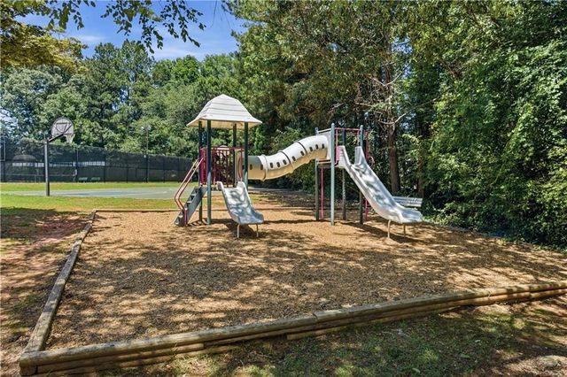 1045 White Birch Way, Lawrenceville, GA 30043