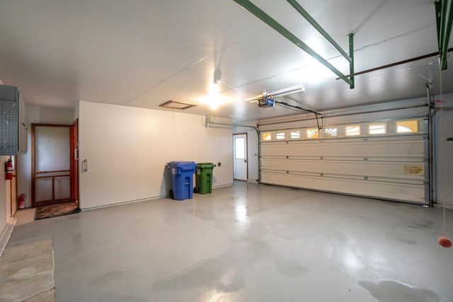 2 Riden Circle, Charles City, IA 50616