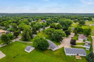 2 Riden Circle, Charles City, IA 50616