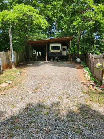 343 6th Street, Ellijay, GA 30540