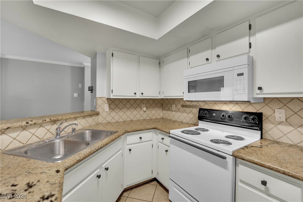 Image 7 of property listing at 8600 West Charleston Boulevard 2064, Las Vegas, NV 89117