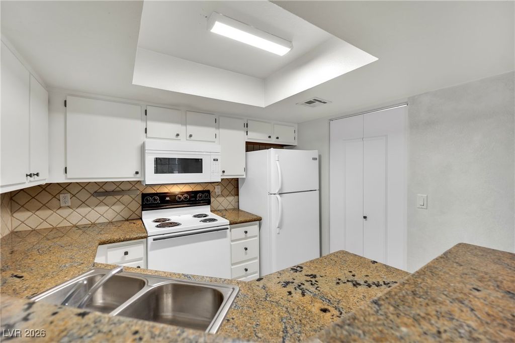 Image 9 of property listing at 8600 West Charleston Boulevard 2064, Las Vegas, NV 89117