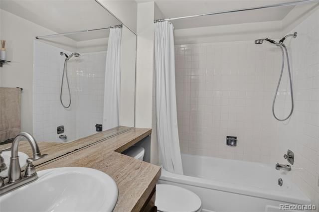 8254 E Phillips Place, Centennial, CO 80112