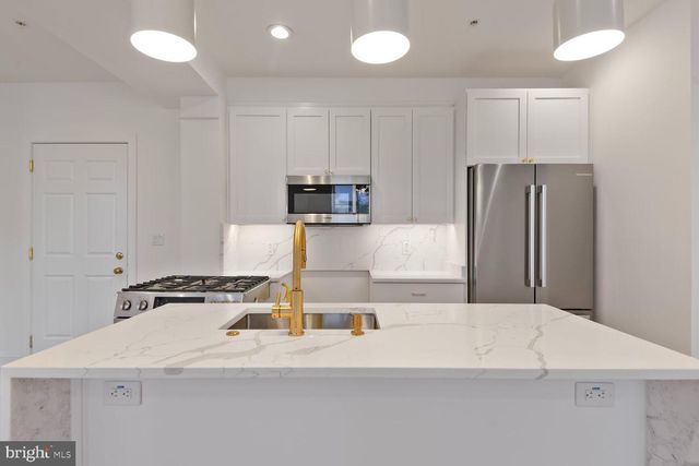 1351 WISCONSIN AVE NW #2B, Washington, DC 20007