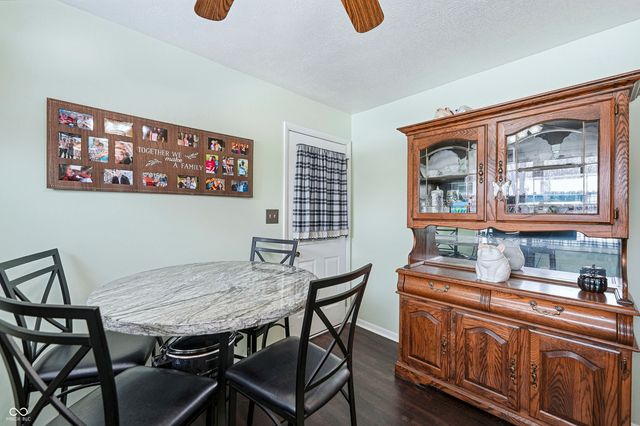 6715 Lakewood Lane, Martinsville, IN 46151