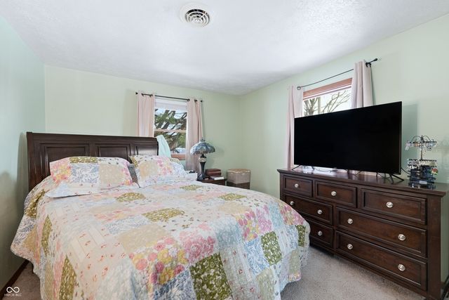 6715 Lakewood Lane, Martinsville, IN 46151