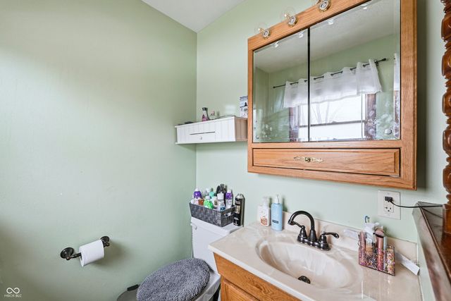 6715 Lakewood Lane, Martinsville, IN 46151