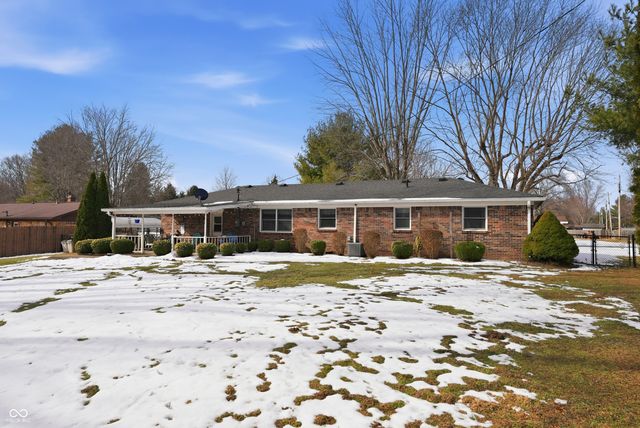 6715 Lakewood Lane, Martinsville, IN 46151