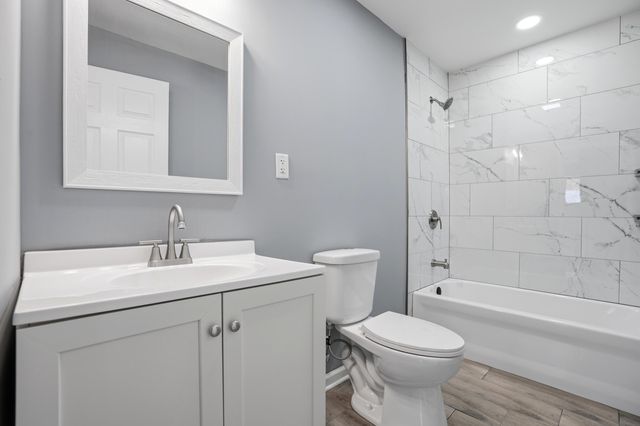 2726 Marshalltown Drive, Gary, IN 46407