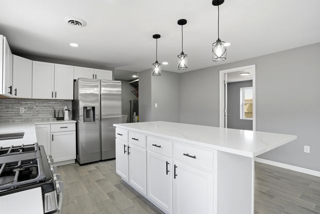 2726 Marshalltown Drive, Gary, IN 46407