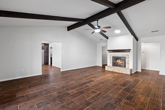 599 Hidden Forest, Longview, TX 75605