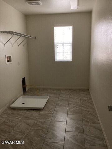 2520 Mulberry Lane, Palmdale, CA 93551