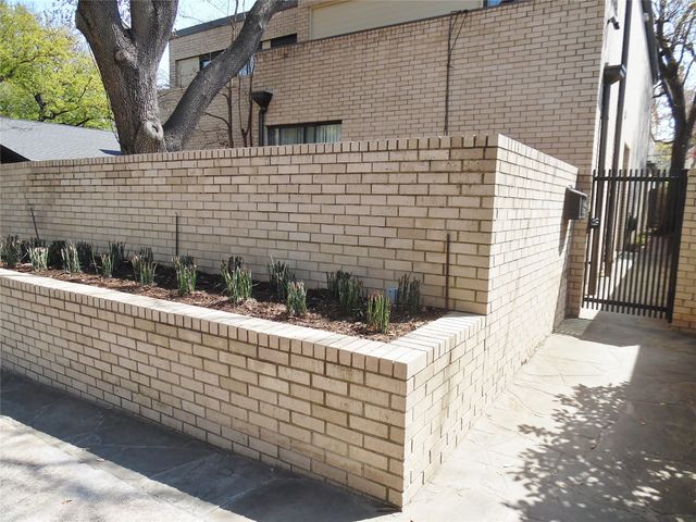 4715 Lafayette Avenue, Fort Worth, TX 76107