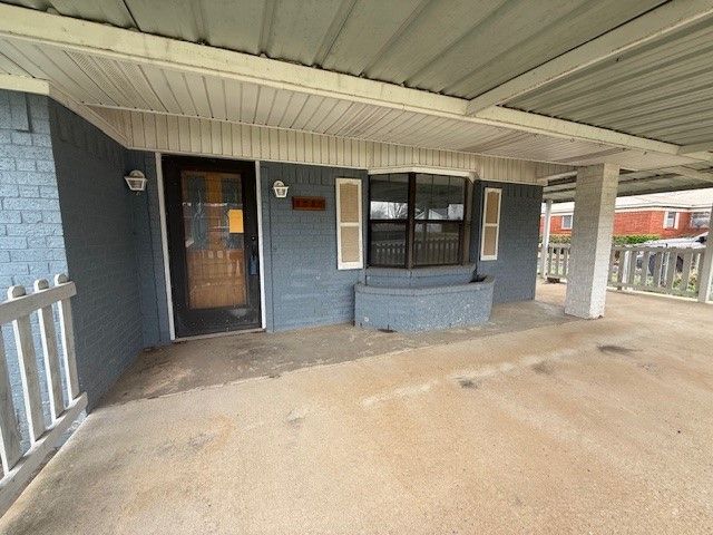 1217 N Lamb Street, Bowie, TX 76230