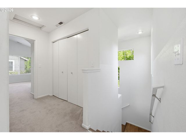 1637 HAMLET Ln, Eugene, OR 97402