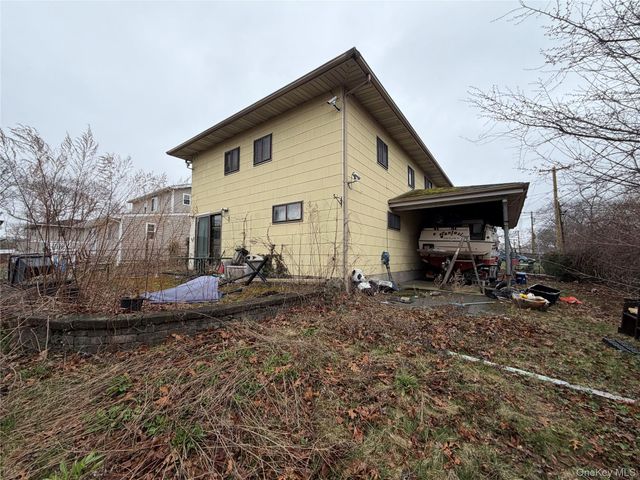 103 W 2nd Street, Ronkonkoma, NY 11779