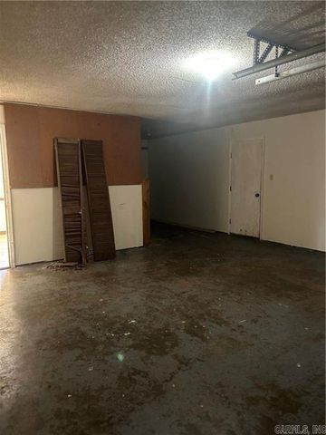 1507 N Jackson, Russellville, AR 72801