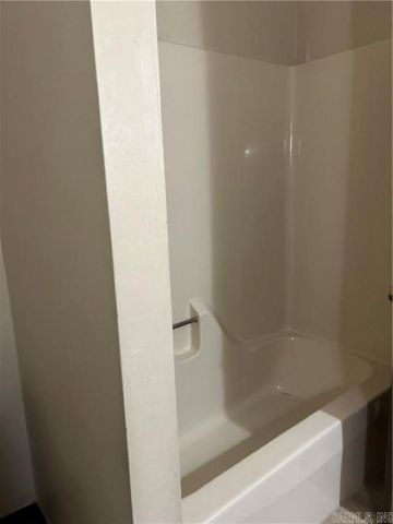 1507 N Jackson, Russellville, AR 72801