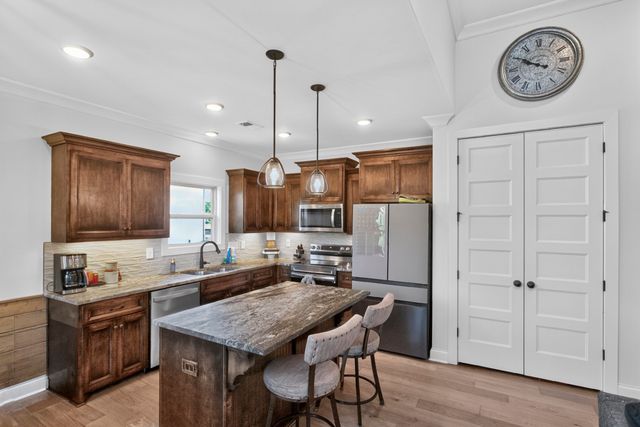 112 Stewarts Landing Dr, Mount Juliet, TN 37122