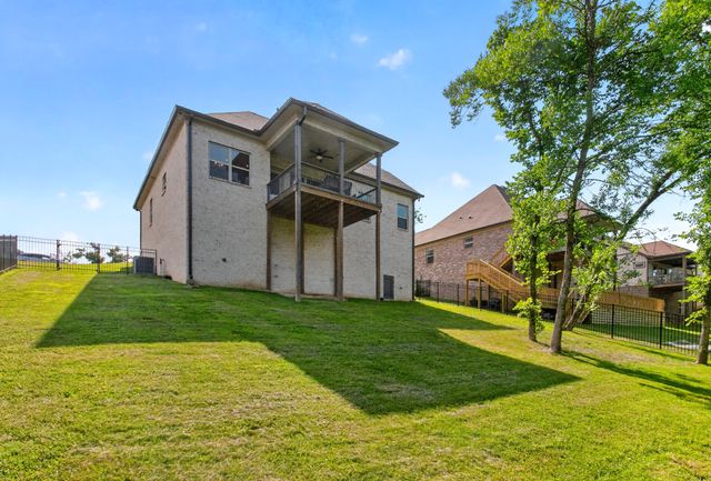 112 Stewarts Landing Dr, Mount Juliet, TN 37122