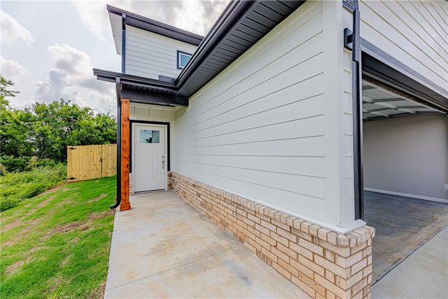 1602 SW Casuarina Drive 1, Bentonville, AR 72712