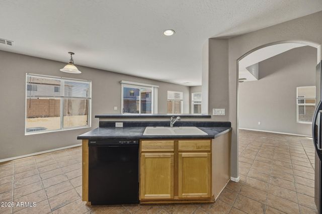 1649 W Harding Avenue, Coolidge, AZ 85128