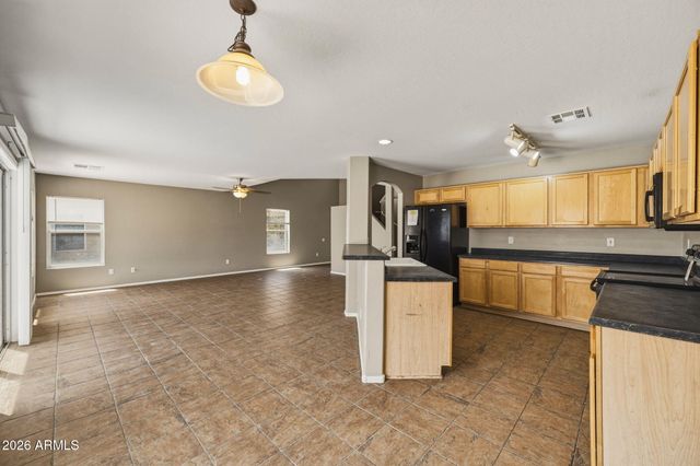1649 W Harding Avenue, Coolidge, AZ 85128