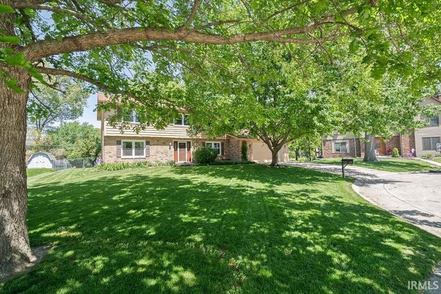 1630 ELMWOOD Lane, Kokomo, IN 46902