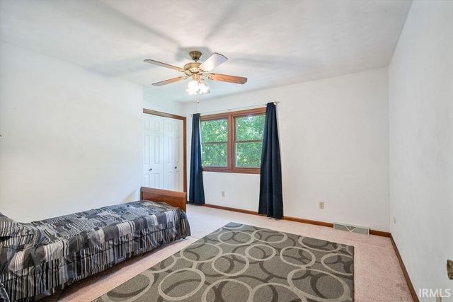 1630 ELMWOOD Lane, Kokomo, IN 46902