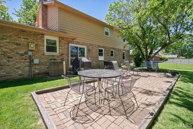 1630 ELMWOOD Lane, Kokomo, IN 46902