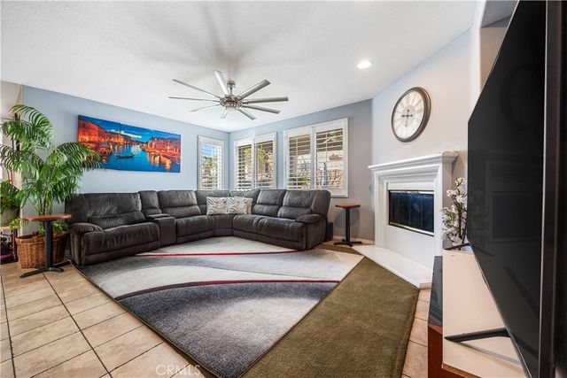 40755 Knollwood Court, Palmdale, CA 93551