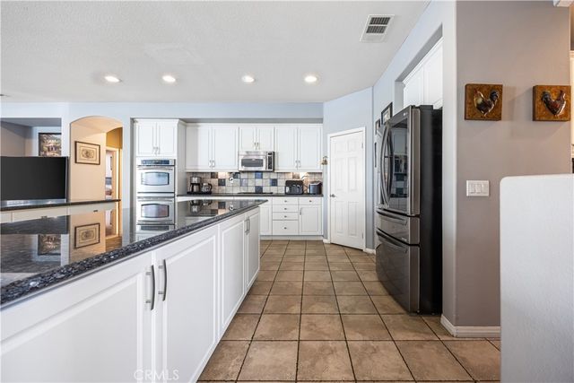 40755 Knollwood Court, Palmdale, CA 93551