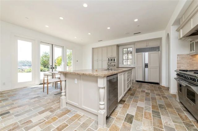 19 Prairie Grass, Irvine, CA 92603