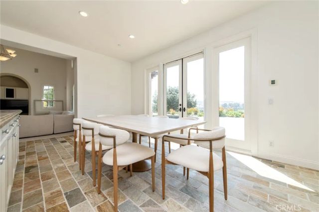 19 Prairie Grass, Irvine, CA 92603