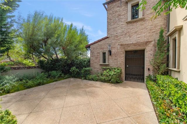 19 Prairie Grass, Irvine, CA 92603