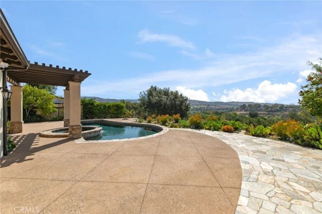 19 Prairie Grass, Irvine, CA 92603