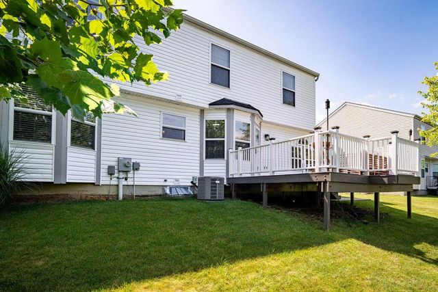 107 Spring Brook Court, Pataskala, OH 43062