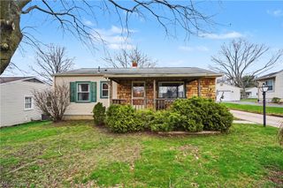 1852 Fairview Court, Salem, OH 44460