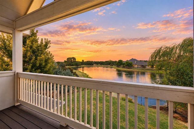 15400 Kestral Park Court, Edmond, OK 73013