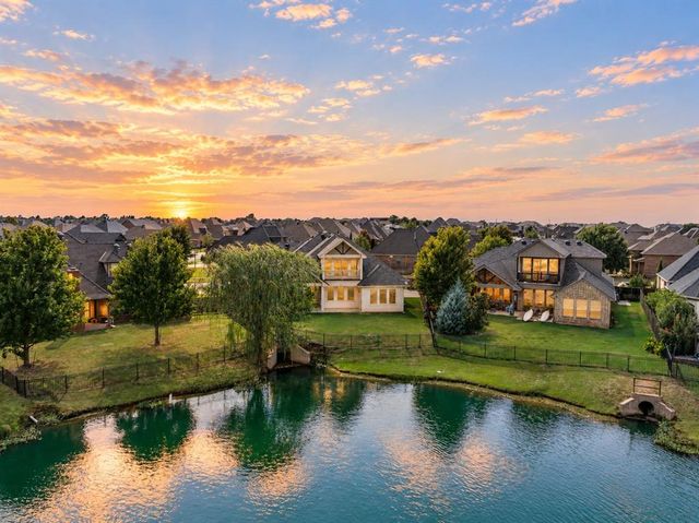 15400 Kestral Park Court, Edmond, OK 73013