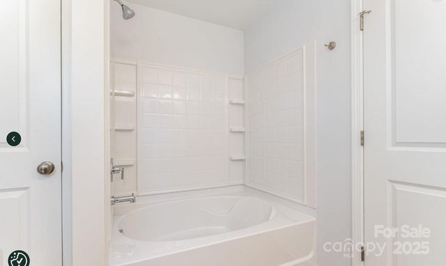 4046 Jenison Valley Court, Charlotte, NC 28214