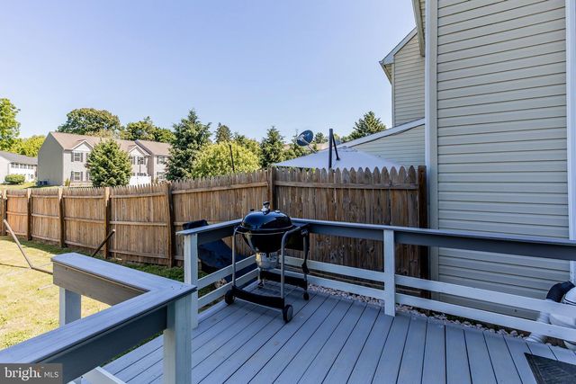358 CARDINAL RD, Lititz, PA 17543