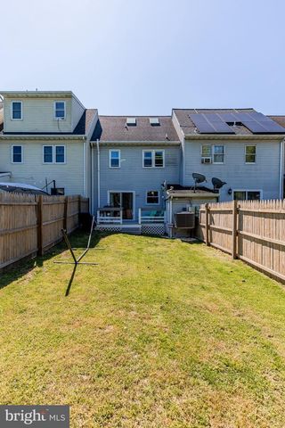 358 CARDINAL RD, Lititz, PA 17543
